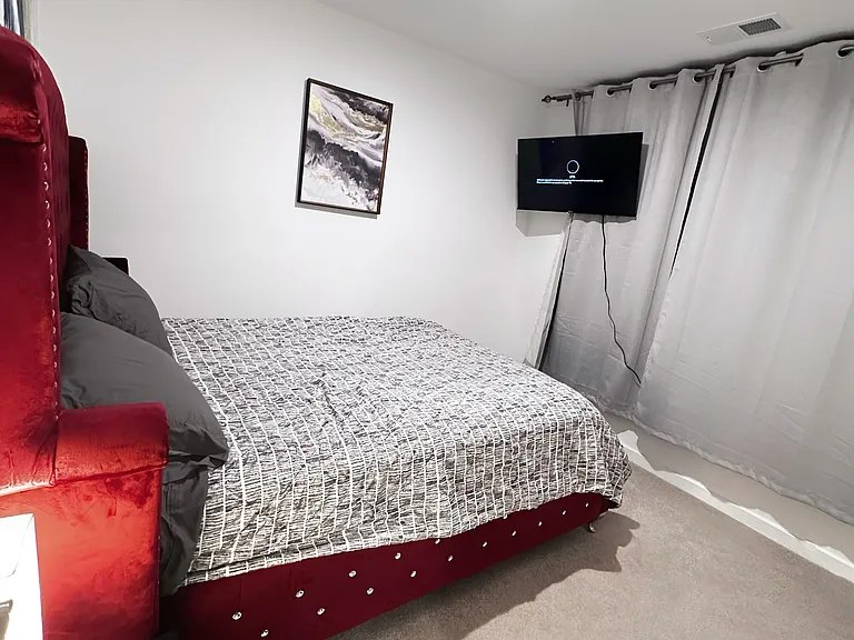 2030 Northbank Pl — Photo 12