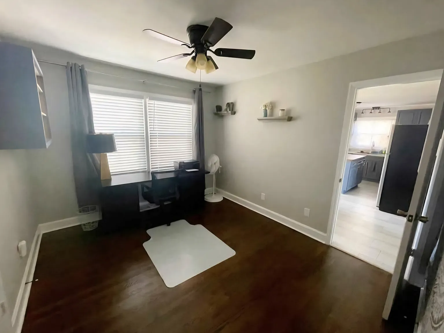 3 bed, $2,400 — Photo 2