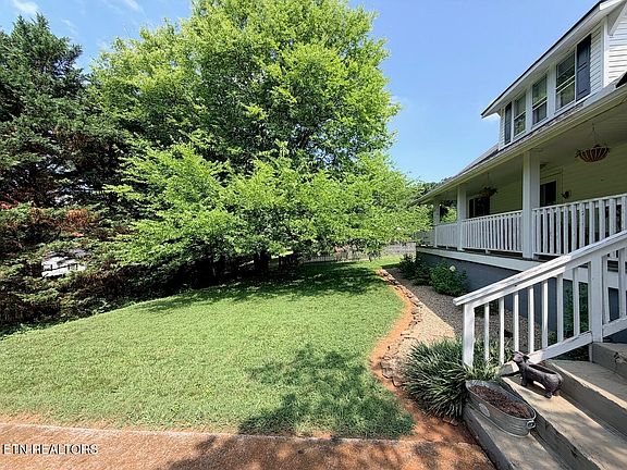 4th image of 3232 Reiley Dr