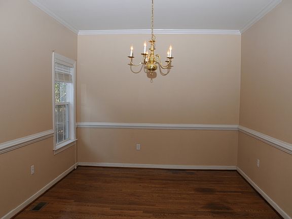 3rd image of 8904 Eli Pl