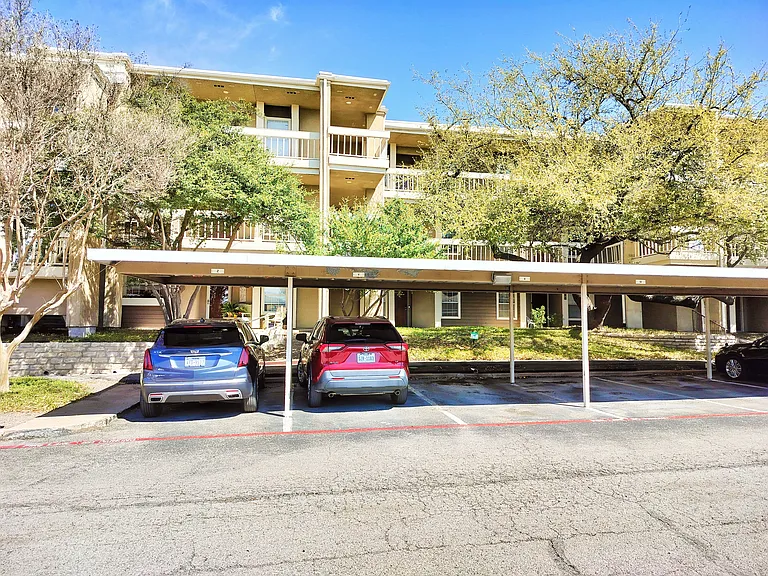 5310 Keller Springs Rd #723 — Photo 41