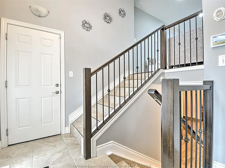 2490 Bernard Rd — Photo 11