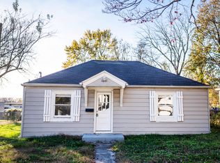 1601 N Rogers Avenue, Springfield, MO 65803