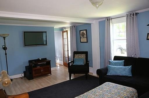 4th image of 47 River St