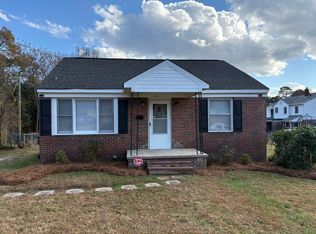 826 Adams Dr, Gastonia, NC 28052