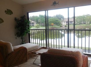 513 Lake Louise Cir UNIT 202, Naples, FL 34110