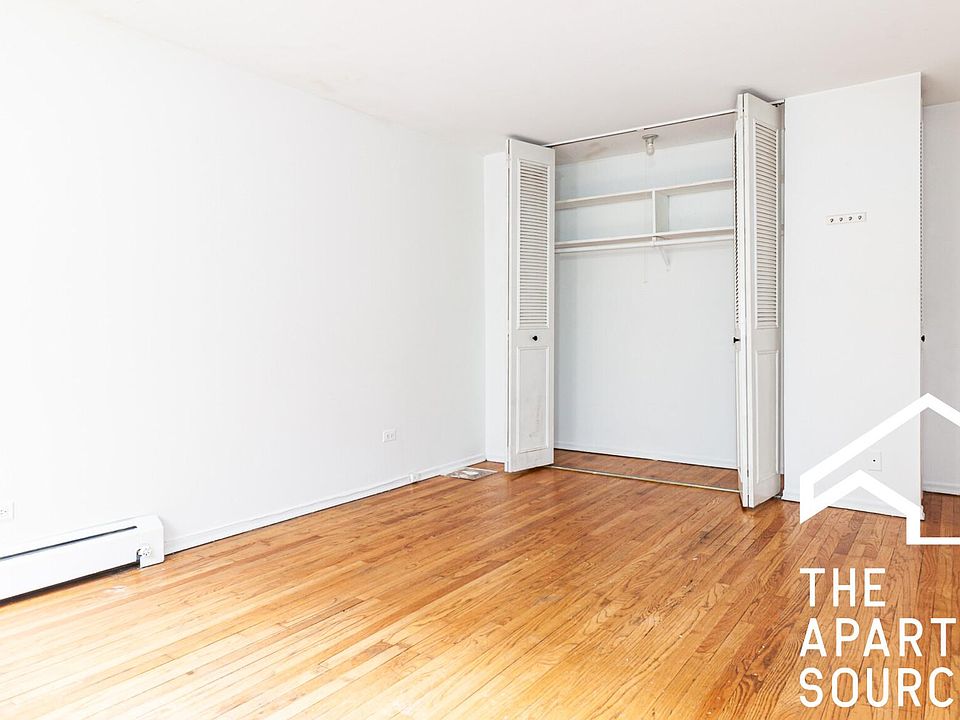 1st image of 737 W Buena Ave #305