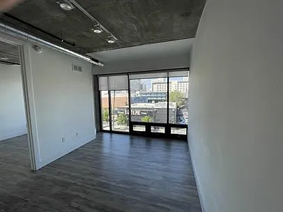 200 S Center St #209 — Photo 10