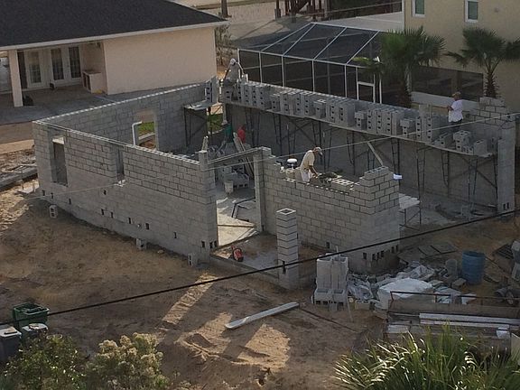 2nd image of 102 Via Madrid Dr