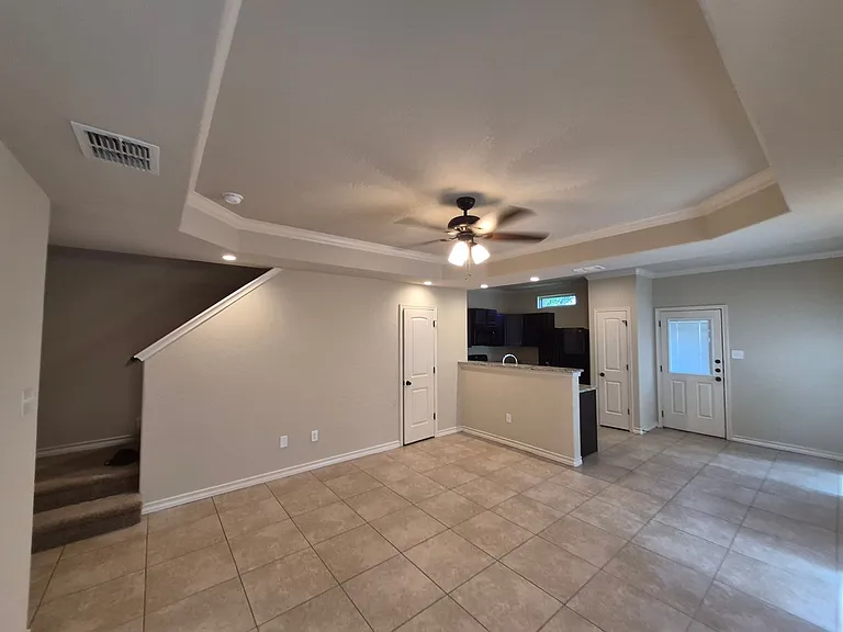 7014 Lakeview Dr #102 — Photo 5