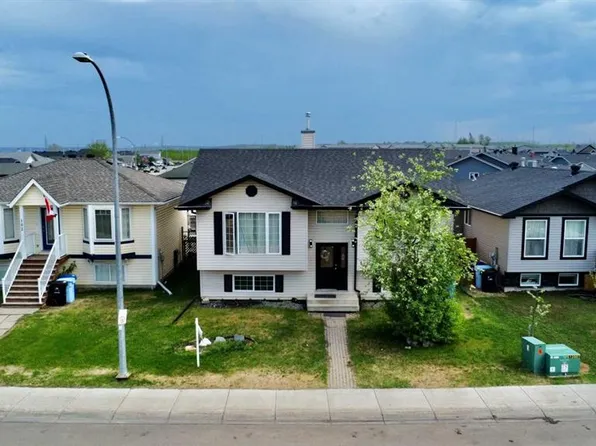 106 NW Atkinson Ln, Wood Buffalo, AB T9J 1G8