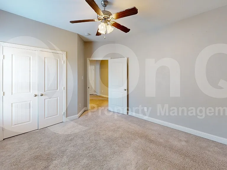 901 Colby Dr — Photo 19