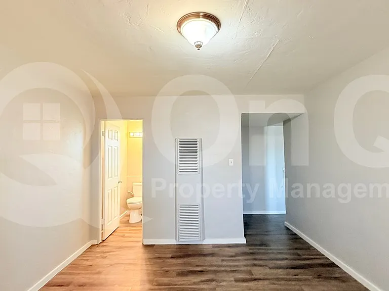 7040 NW Grand Ave #5 — Photo 10
