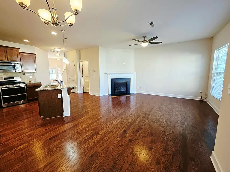 3004 Dressage Dr — Photo 4