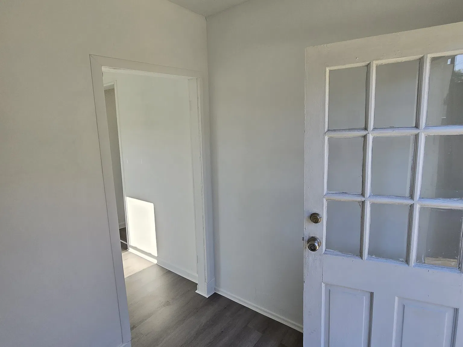 3 bed, 896 sqft, $800 — Photo 4