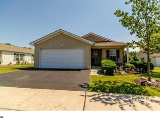 84 Random Rd, Douglassville, PA 19518