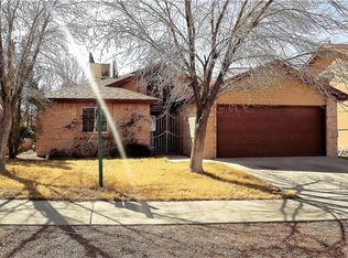 7032 Canyon Run Dr, El Paso, TX 79912