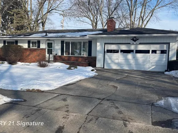 1010 Lindsay Dr, Saginaw, MI 48602