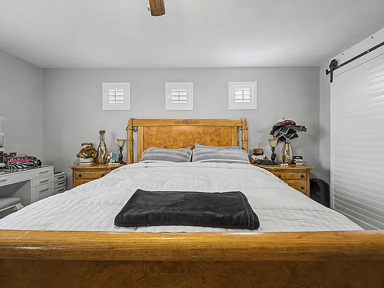18235 W Ida Ln — Photo 28
