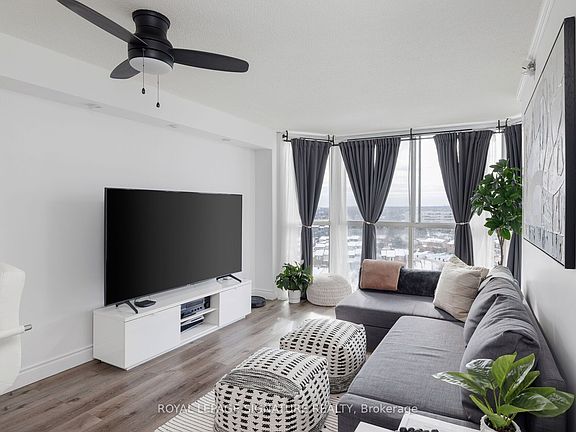2nd image of 880 Dundas St W #909