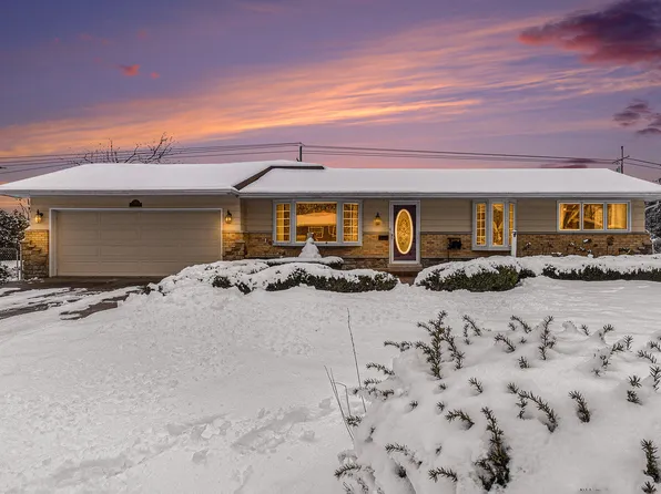 3443 W Clarice Ave, Highland, MI 48356