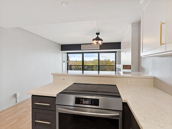 Induction stove with air-fry mode