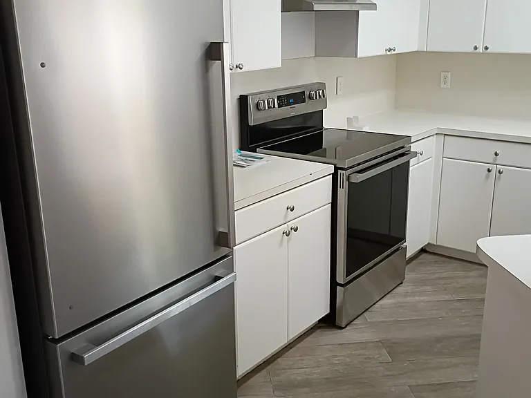 2318 SE 23rd Ave — Photo 8
