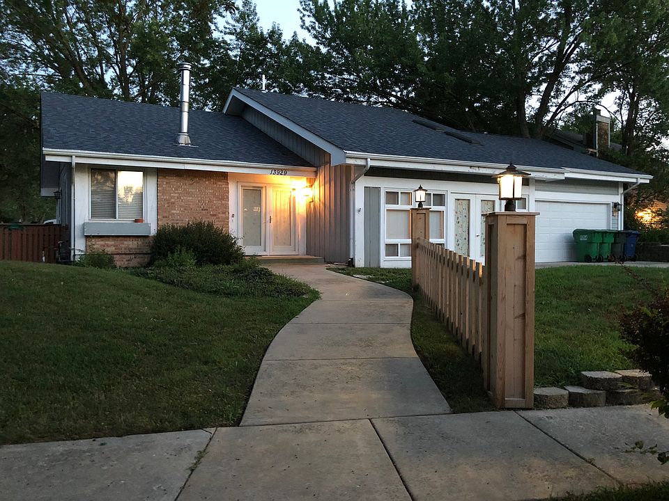 1st image of 13929 W Woodmill Ct
