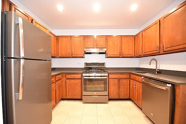 Rented by Keller Williams NYC | media 18