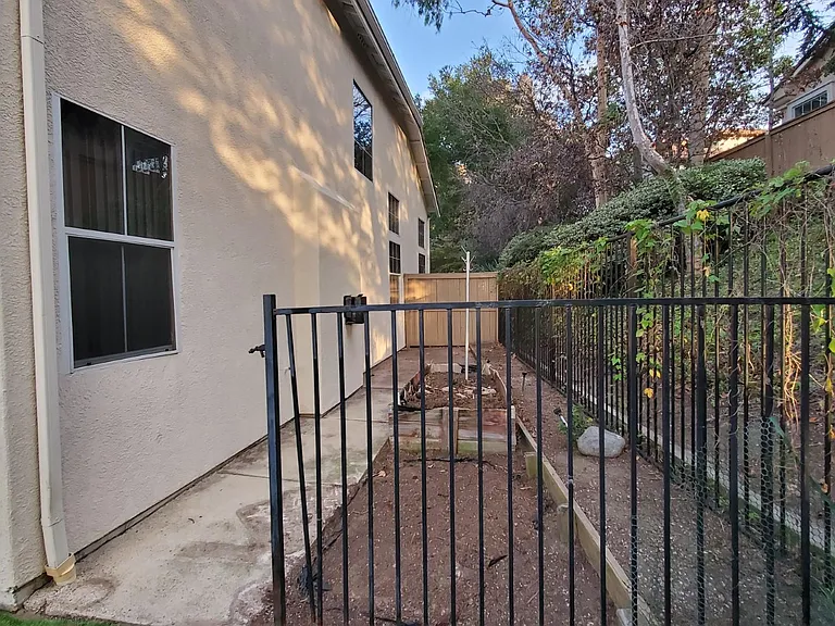 144 Adelia Way — Photo 23