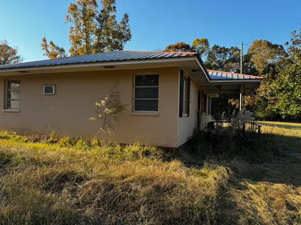 154 Lighting Corner Rd, Plum Branch, SC 29845