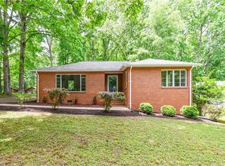 1009 Klyce St, Eden, NC 27288