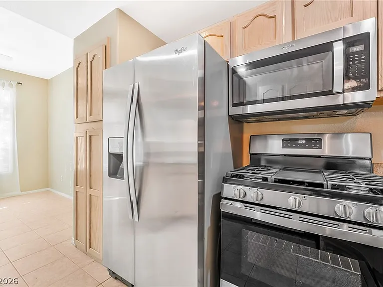 2050 W Warm Springs Rd #2411 — Photo 14