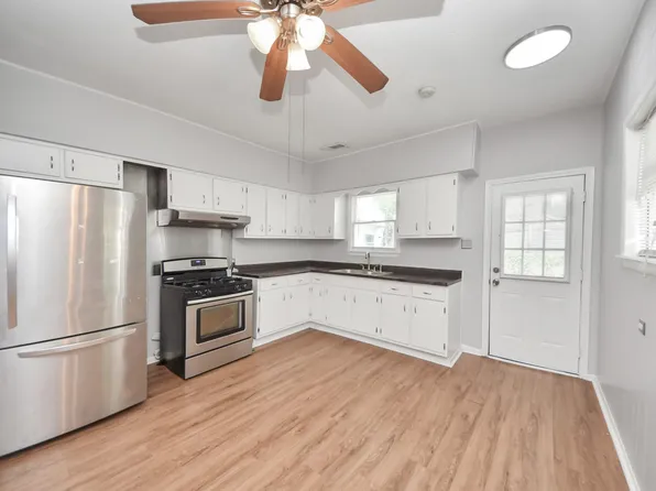 6 Jenkins St, Houston, TX 77003