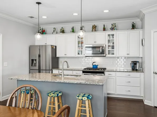 7398 Old Harding Pike, Nashville, TN 37221