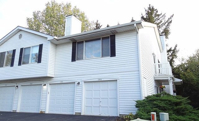 1st image of 1306 Barclay Ln