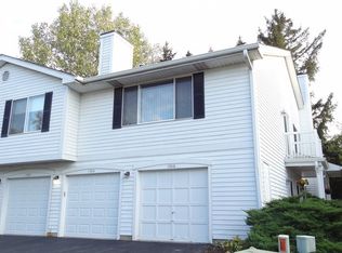 1306 Barclay Ln, Deerfield, IL 60015