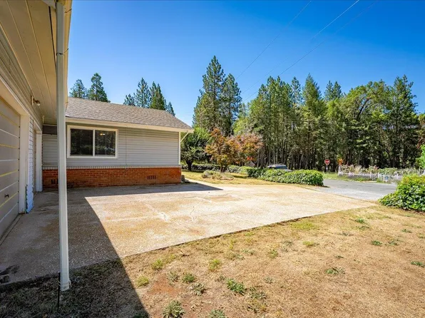 5991 Pond Dr, Foresthill, CA 95631