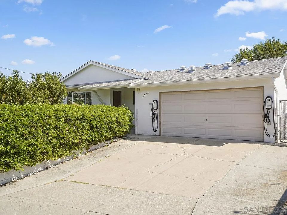 1st image of 1627 Dartmoor Dr