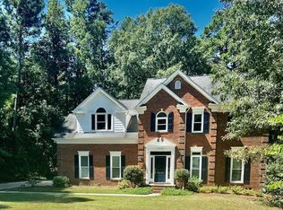 5038 Biltmore Forest Dr, Matthews, NC 28105