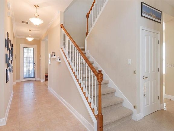 3rd image of 15428 Firelight Dr
