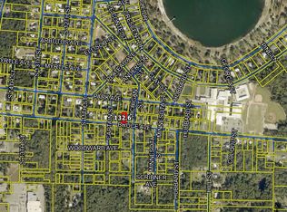 1 Bruce Ave #1, Defuniak Springs, FL 32435