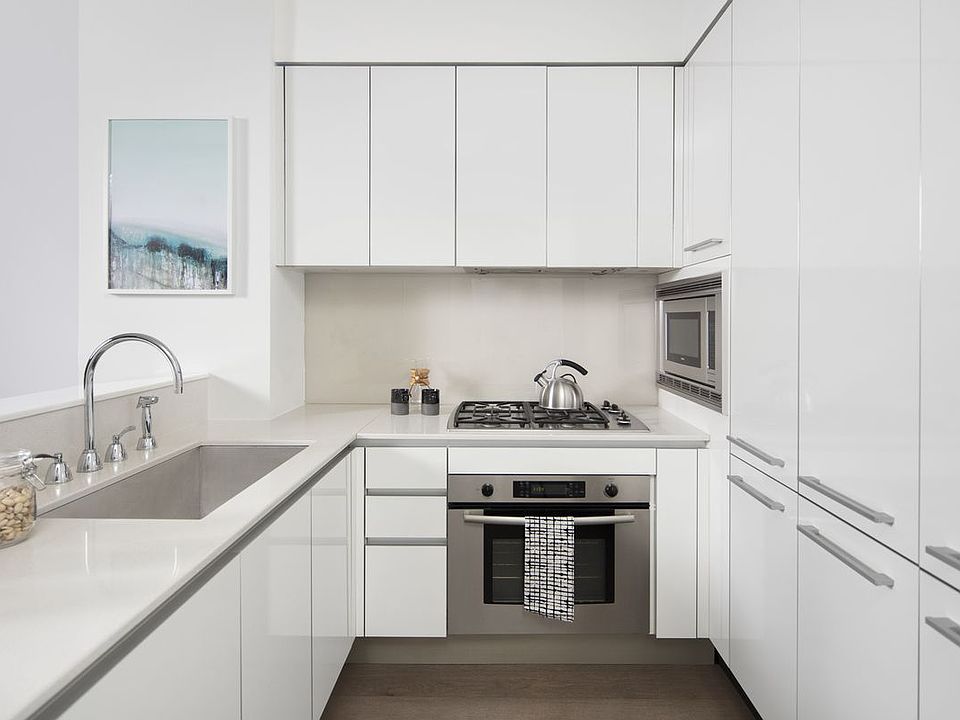 1st image of 25 Broad St APT 18J