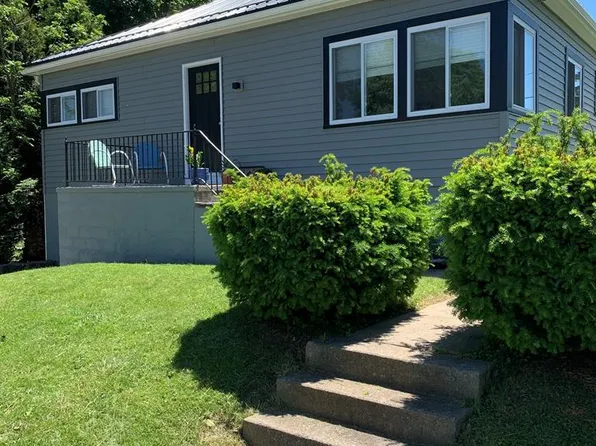 103 W Barclay St, Bedford, PA 15522