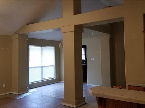 2nd image of 5206 N 25th Ln