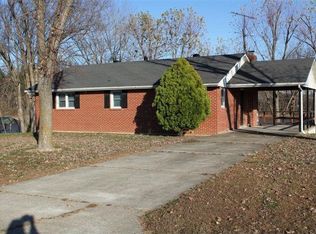 10524 Marina Rd, Jefferson City, MO 65101