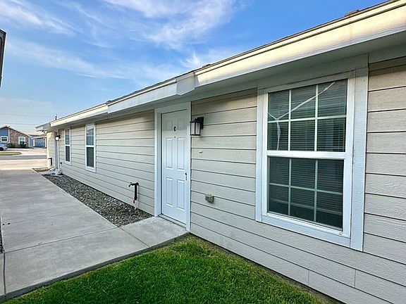 2nd image of 2219 Northridge Ave