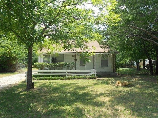 1st image of 3404 Meadow Oaks Dr
