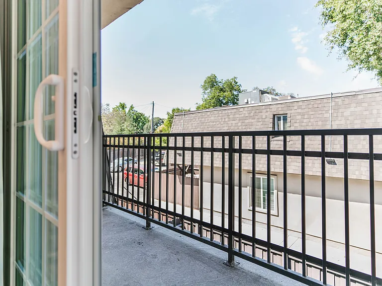 4938 Pasadena Ave — Photo 30
