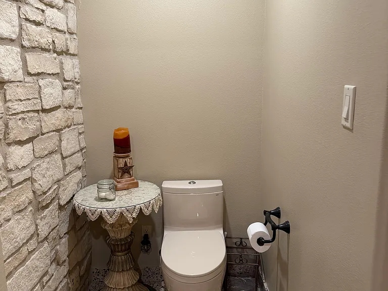 2453 Bottoms East Rd — Photo 28
